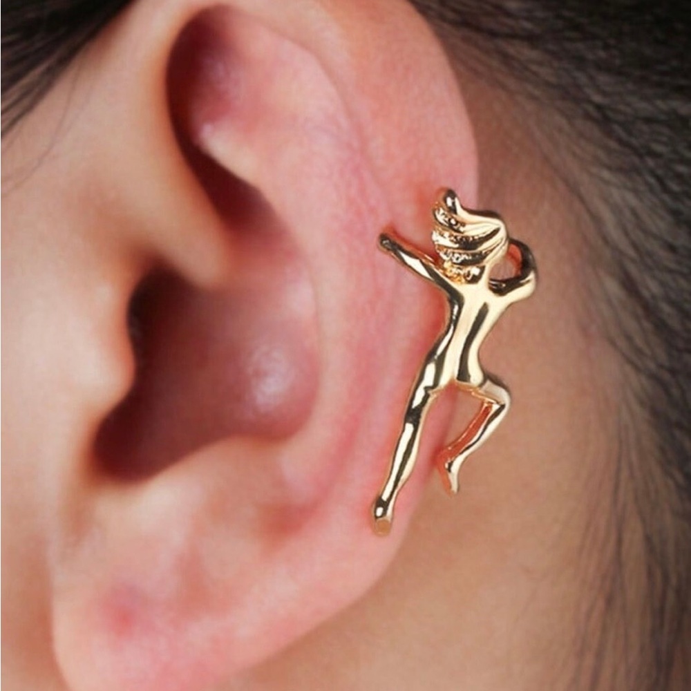 Creative Punk Cute Gymnast 3D Climbing Little Man Ear Clip